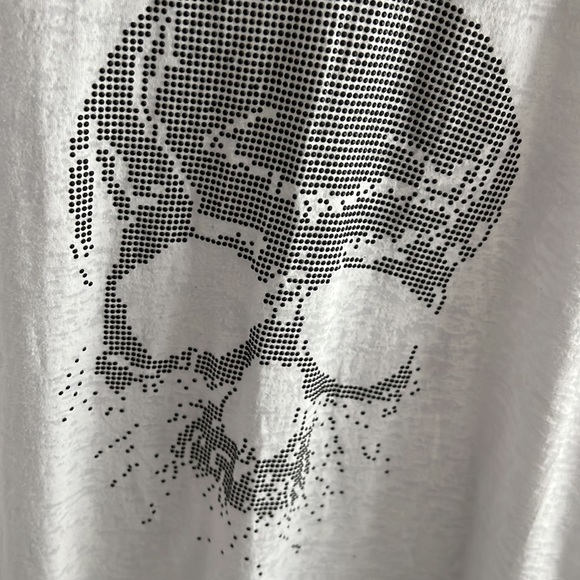 DECJUBA | studded skull tee - Picture 2 of 3